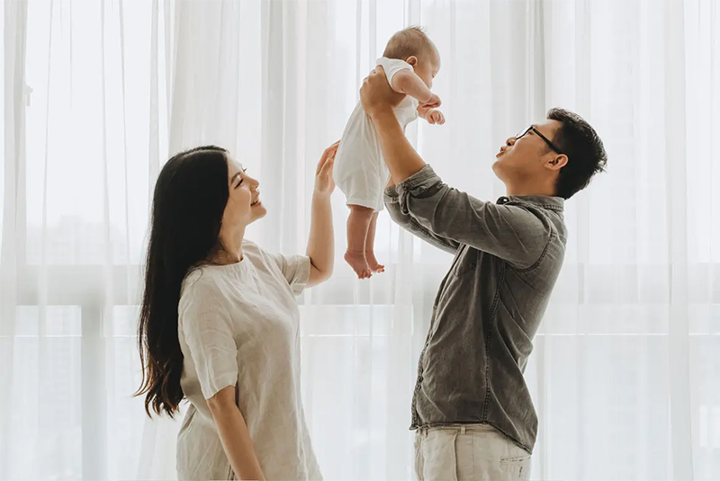 Tuổi bố mẹ hợp sinh con năm 2025