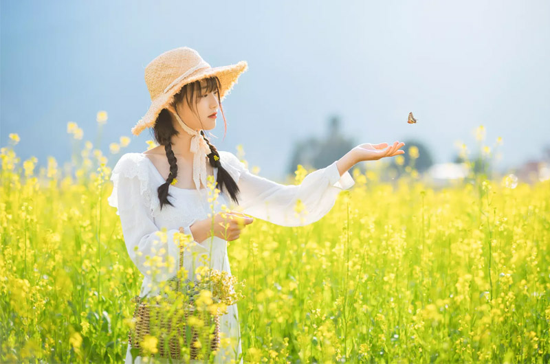 Hoa luôn là biểu tượng của cái đẹp và sự dịu dàng