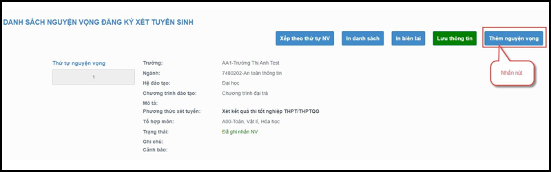 Chọn Đăng ký thông tin xét tuyển sinh và điền thông tin