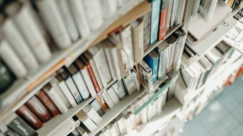 Thiếu thời gian đọc sách do bận công việc 