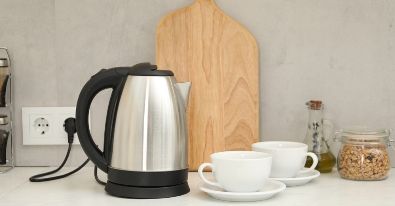 Giữ khô ráo, tránh chập cháy trong mùa mưa lũ với đồ điện gia dụng nhỏ và thiết bị nhà bếp