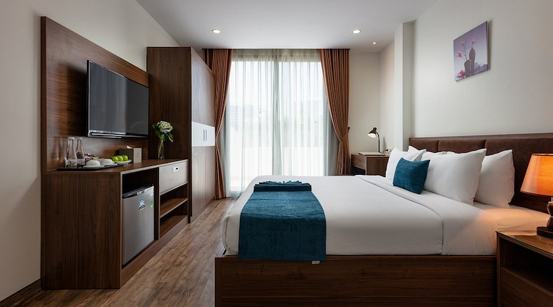 Khách sạn gần Lăng Bác La Batisse Hotel