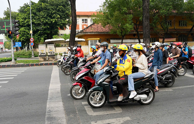 Cách tránh lỗi vượt đèn đỏ khi tham gia giao thông