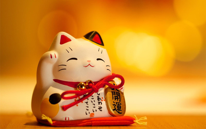 Mèo thần tài mang đậm yếu tố phong thủy và văn hóa phương Đông
