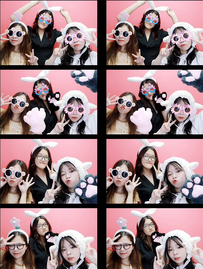 Cách tạo dáng chụp Photobooth cho nhóm bạn 1