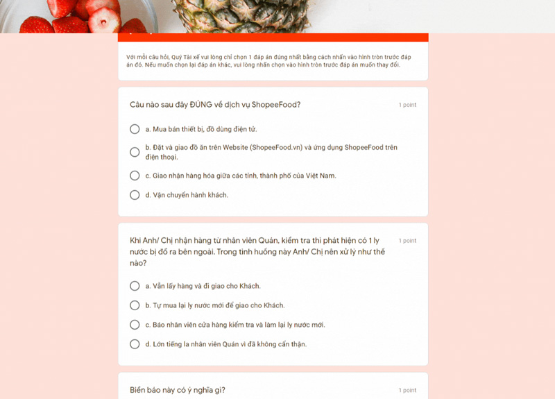 Làm bài test trắc nghiệm và nhấn Submit 