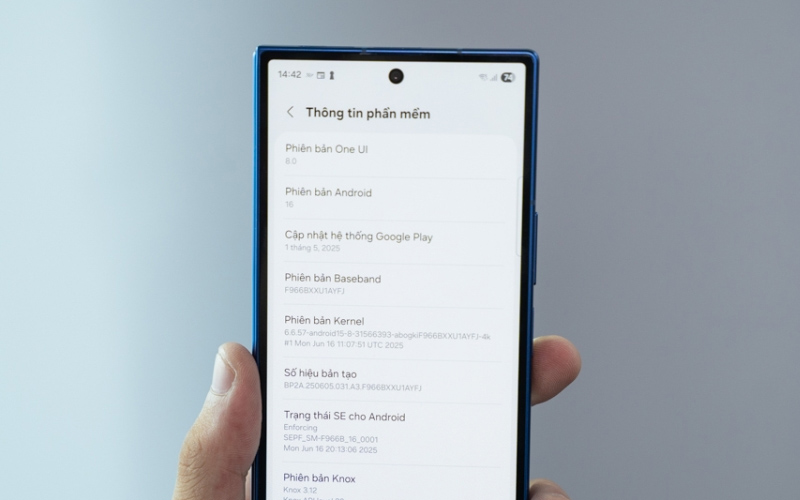 Galaxy Z Fold7 được cài sẵn One UI 8