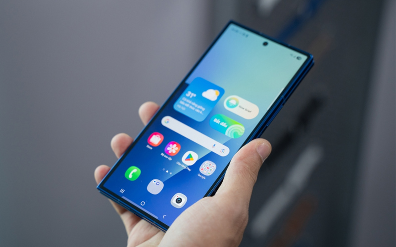 Galaxy Z Fold7 trang bị màn hình phụ 6.5 inch 