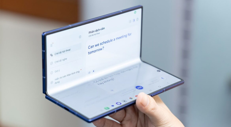Galaxy Z Fold7 xóa bỏ rào cản ngôn ngữ với tính năng Phiên dịch trực tiếp