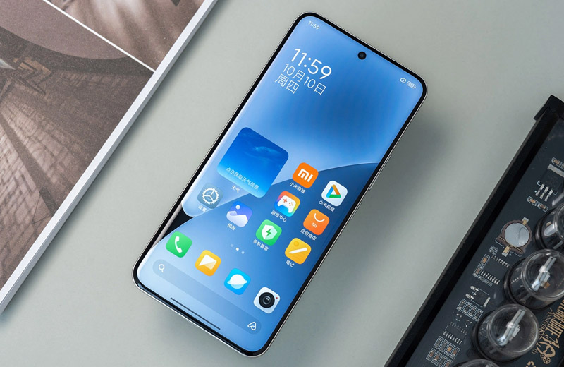 Xiaomi 15 Pro có thông số màn hình ấn tượng