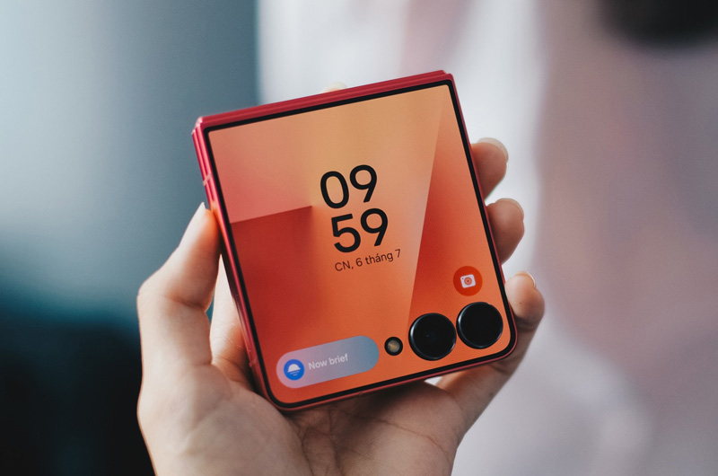 Galaxy Z Flip7 mang đến trải nghiệm chụp ảnh tiện lợi