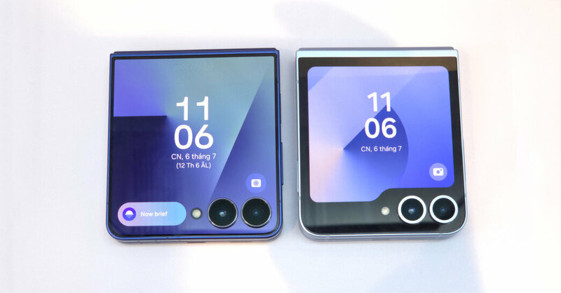 Galaxy Z Flip7 và Galaxy Z Flip6 có thiết kế gập vỏ sò nhỏ gọn