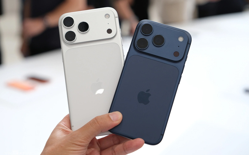 iPhone 17 Pro có trọng lượng nhẹ hơn iPhone 17 Pro Max