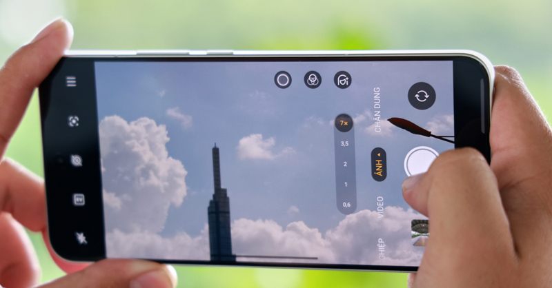 OPPO Reno14 Pro trang bị camera tele 50MP 
