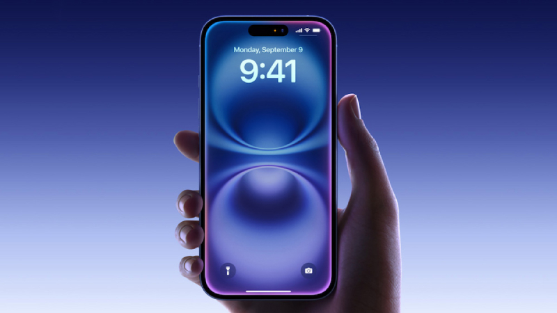 Màn hình iPhone 16 Plus hiển thị sắc nét với độ sáng cao và màu sắc sống động