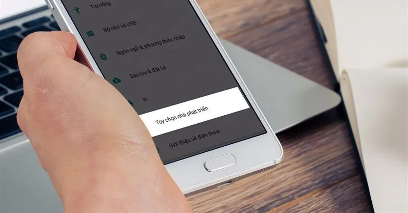 Cách bật và tắt tùy chọn nhà phát triển trên Android