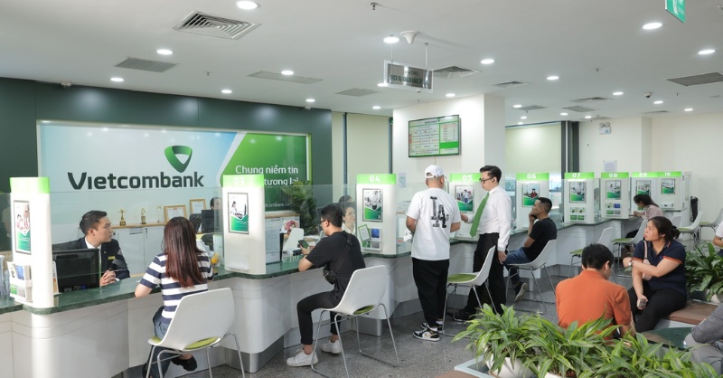 Cách hủy SMS Banking Vietcombank tại quầy giao dịch