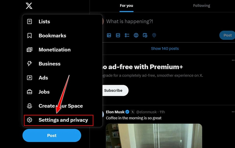 Chọn Cài đặt và quyền riêng tư