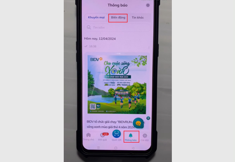 Từ giao diện chính của ứng dụng chọn Thông báo và Biến động