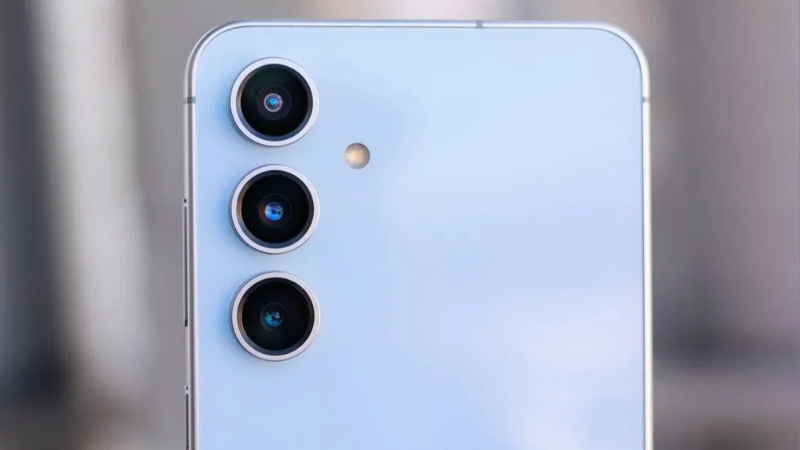 Camera trước Galaxy S25 FE được nâng cấp