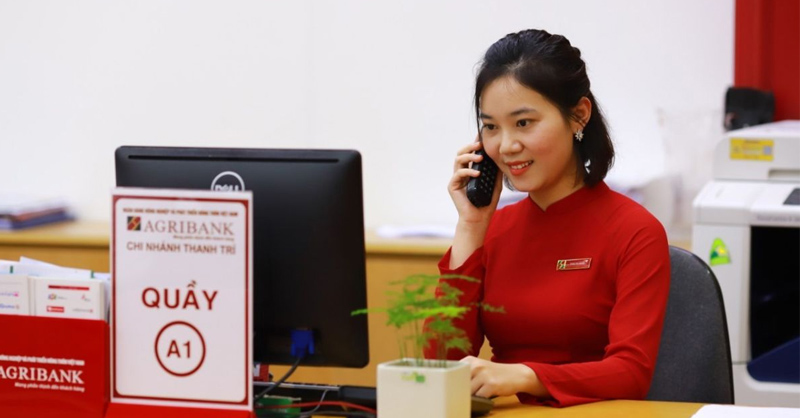 Khóa thẻ Agribank bằng cách gọi điện cho tổng đài