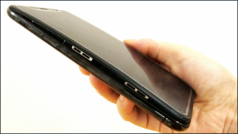 Hậu quả khi iPhone bị hở viền màn hình