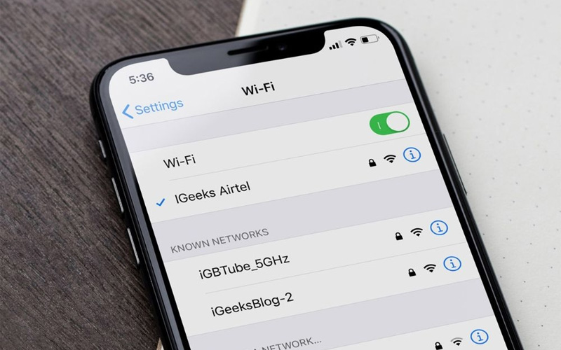 Kiểm tra kết nối WiFi hoặc dữ liệu di động
