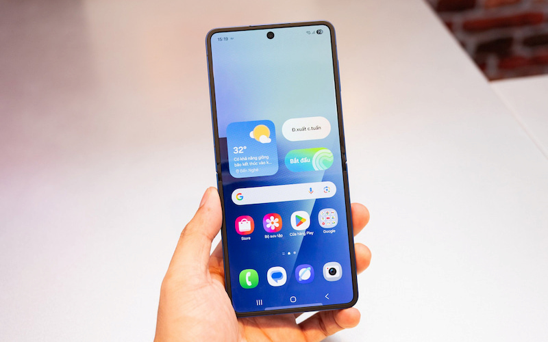 Màn hình chính Galaxy Z Flip7
