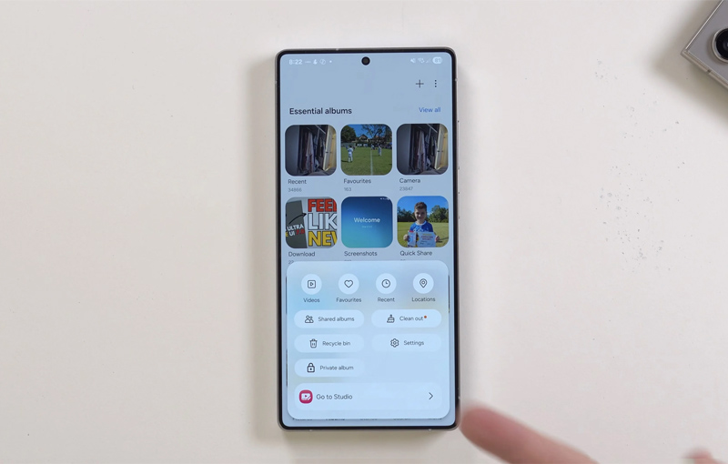 Giao diện bộ sưu tập trên One UI 8 Beta