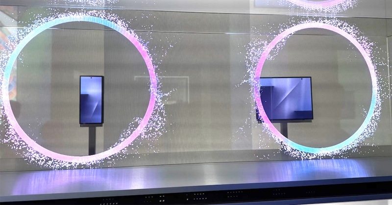 Hình ảnh Galaxy Z TriFold trưng bày tại K-Tech Showcase