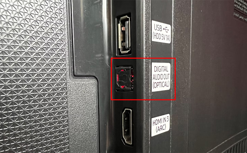 Cổng Optical (Digital Audio Out) trên tivi