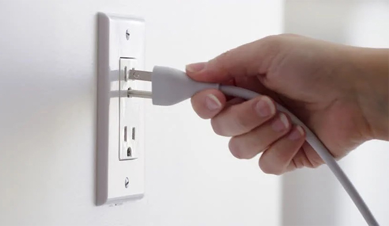 Tụt điện áp hoặc nguồn điện không ổn định