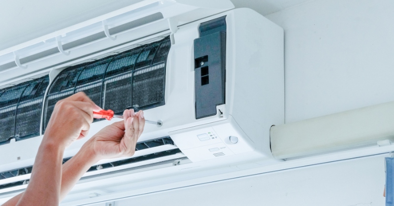 Máy lạnh cũ tiết kiệm chi phí ban đầu nhưng rủi ro tiềm ẩn