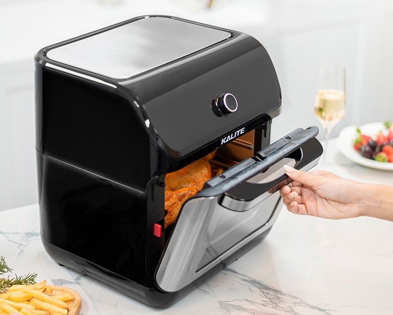 Lò chiên không dầu là thiết bị nhà bếp hiện đại