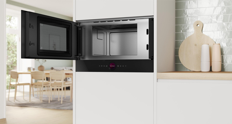 Lò vi sóng giúp việc chế biến thức ăn trở nên dễ dàng