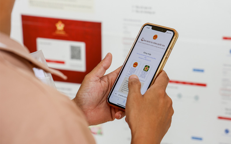 Sang tên xe online qua VNeID cần chuẩn bị những gì