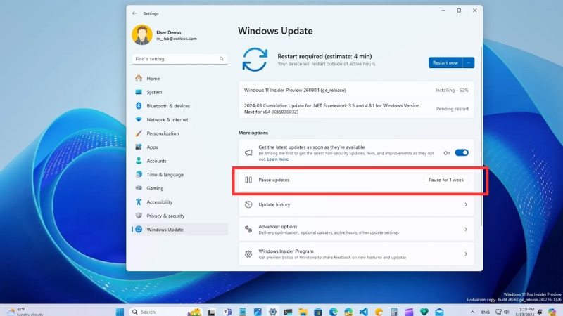 Chọn mục Pause updates for 7 days
