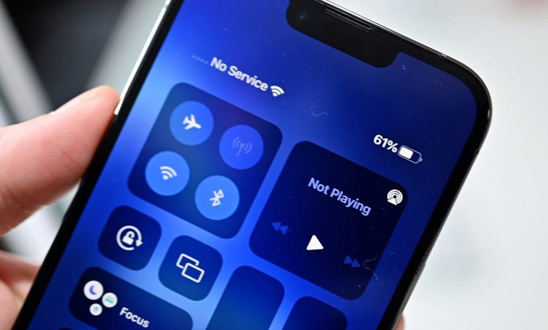 iPhone gặp lỗi mất sóng sau khi cập nhật iOS 26