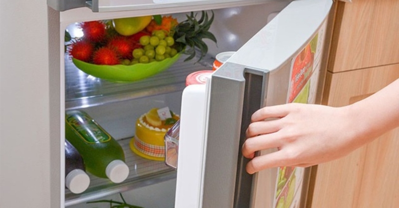Tủ lạnh không đóng kín khiến tủ lạnh không bơm nước làm đá