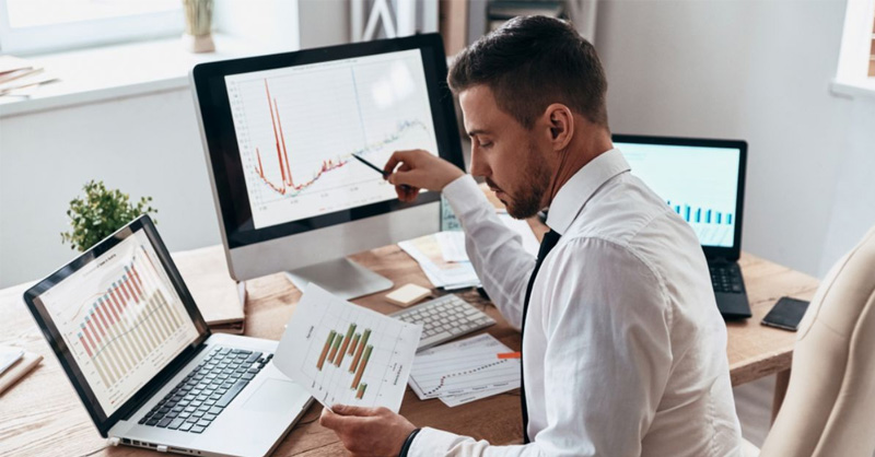 Nam giới sở hữu bàn tay chữ M có khả năng tư duy logic