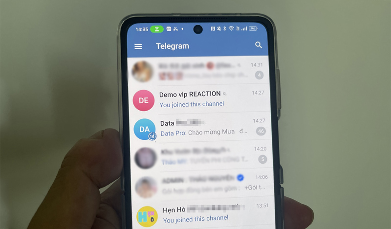 Bị thêm vào nhóm lạ trên Telegram khiến người dùng khó chịu