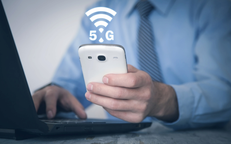 Di chuyển đến vị trí khác để cải thiện kết nối mạng 5G