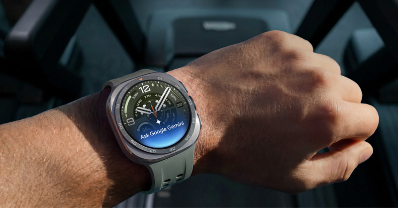 Có thể thay đổi phong cách Galaxy Watch Ultra 2 bằng dây đeo khác