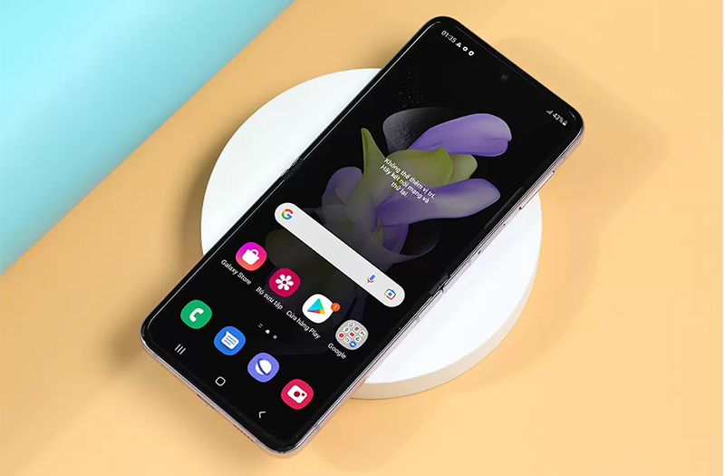 Galaxy Z Flip FE nhiều khả năng sẽ sử dụng màn hình AMOLED