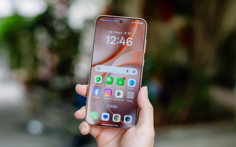 So sánh màn hình OPPO Find X9s và OPPO Find X8s