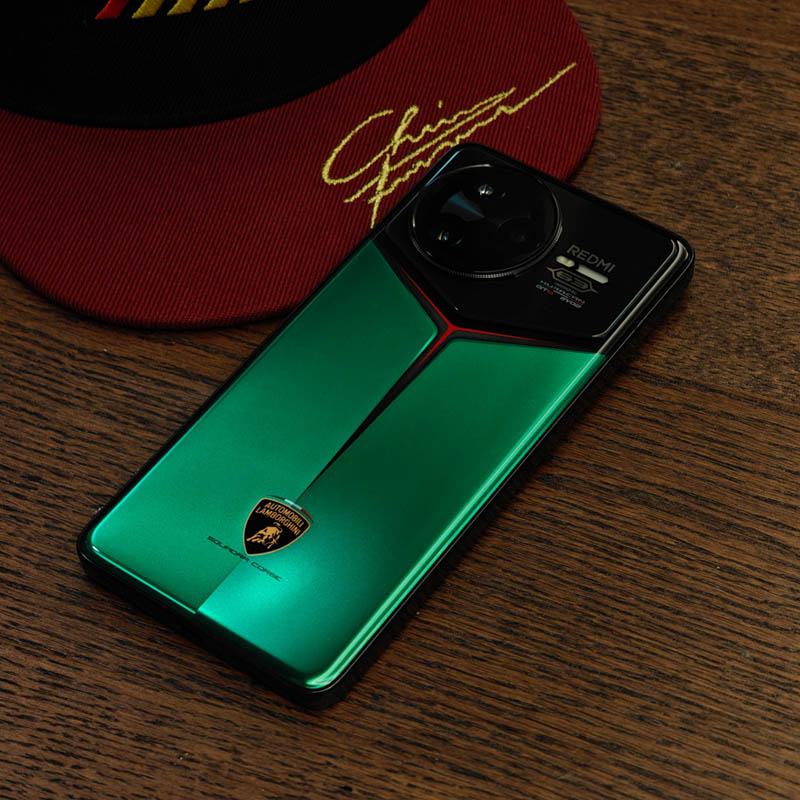 Redmi K80 Pro phiên bản Automobili Lamborghini Squadra Corse