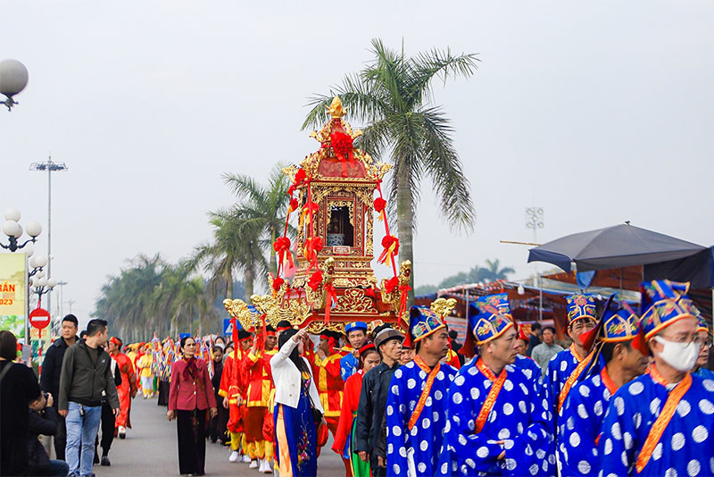 Lễ hội khai ấn đền Trần