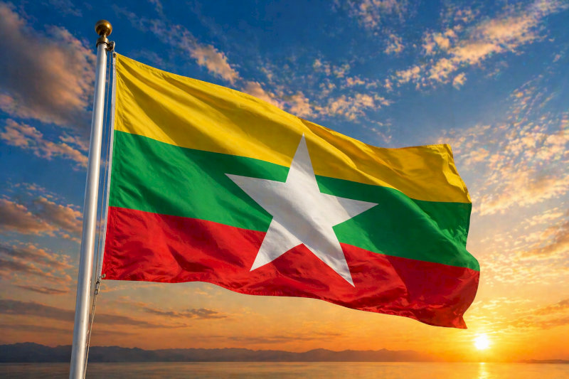 Mẫu quốc kỳ hiện đại với ba dải màu nổi bật của Myanmar