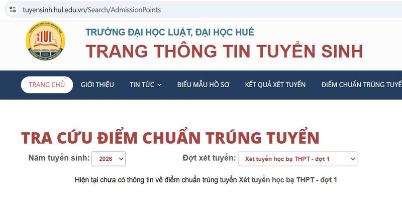 Giao diện hệ thống tra cứu điểm chuẩn Trường Đại học Luật - Đại học Huế (HUL)
