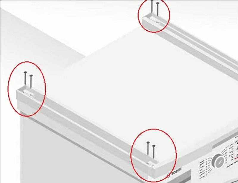 Khoan theo các lỗ đã đánh dấu ở bước trên